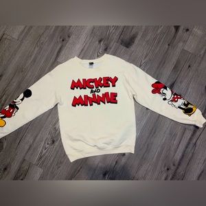 Disney Mickey & Minnie Size Small‎ Sweatshirt Size Small